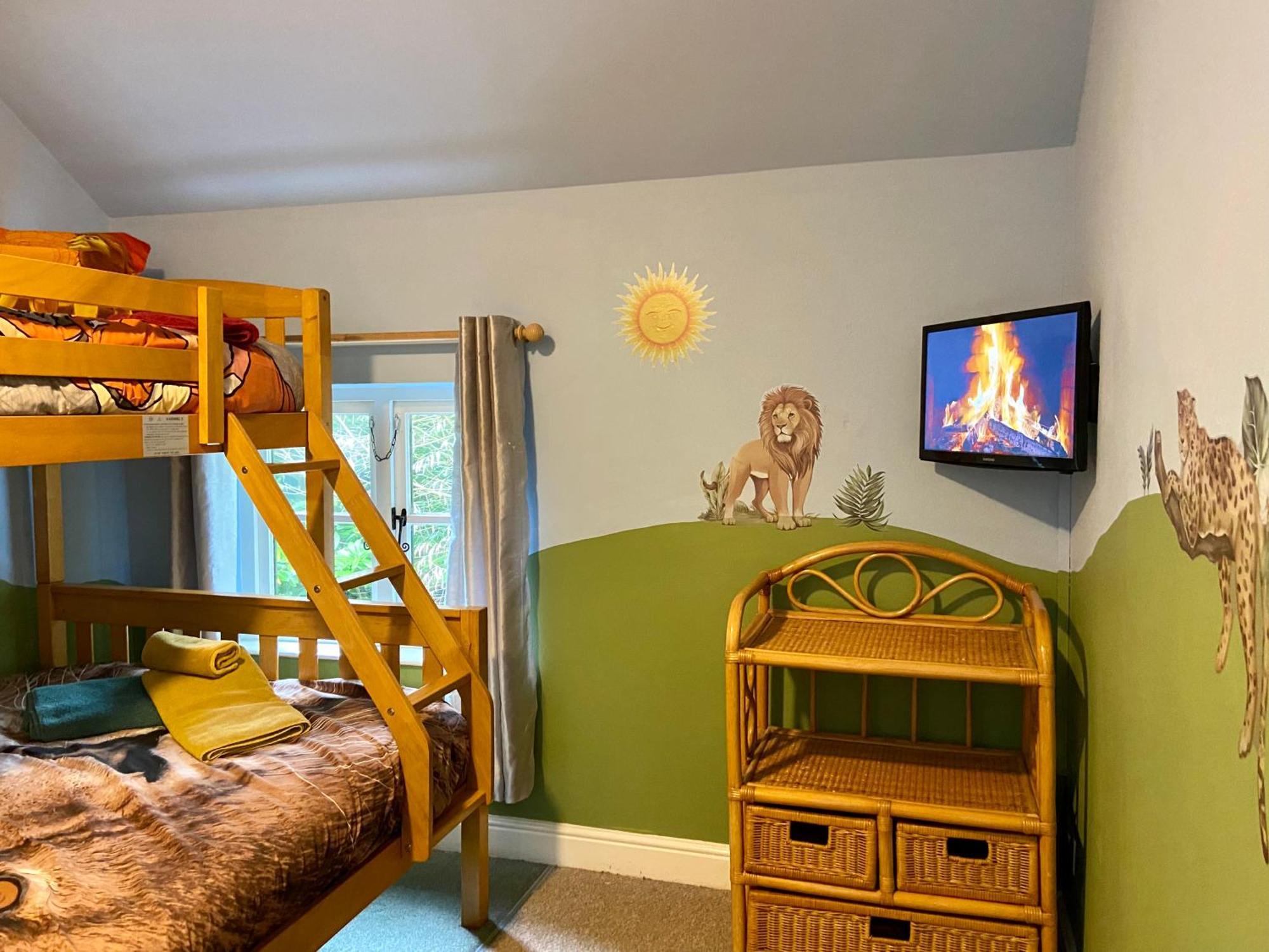 فيلا Squirrel Barn Milwich المظهر الخارجي الصورة